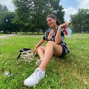 Meet your Posher, Raz